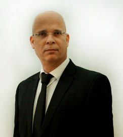עורך דין עפר בן-צבי